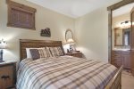 Lodges 1120- Third Bedroom Queen Bed